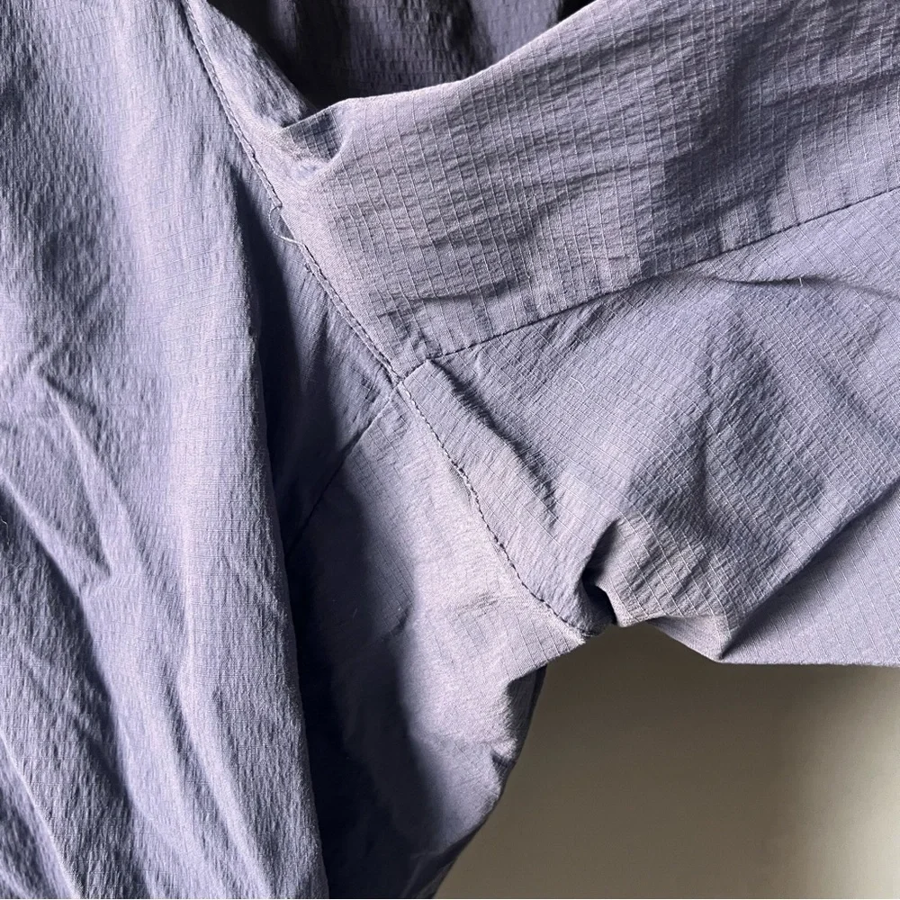 Athleta Gray Trekkie Bermuda 2.0 Shorts Constellation Blue Gray